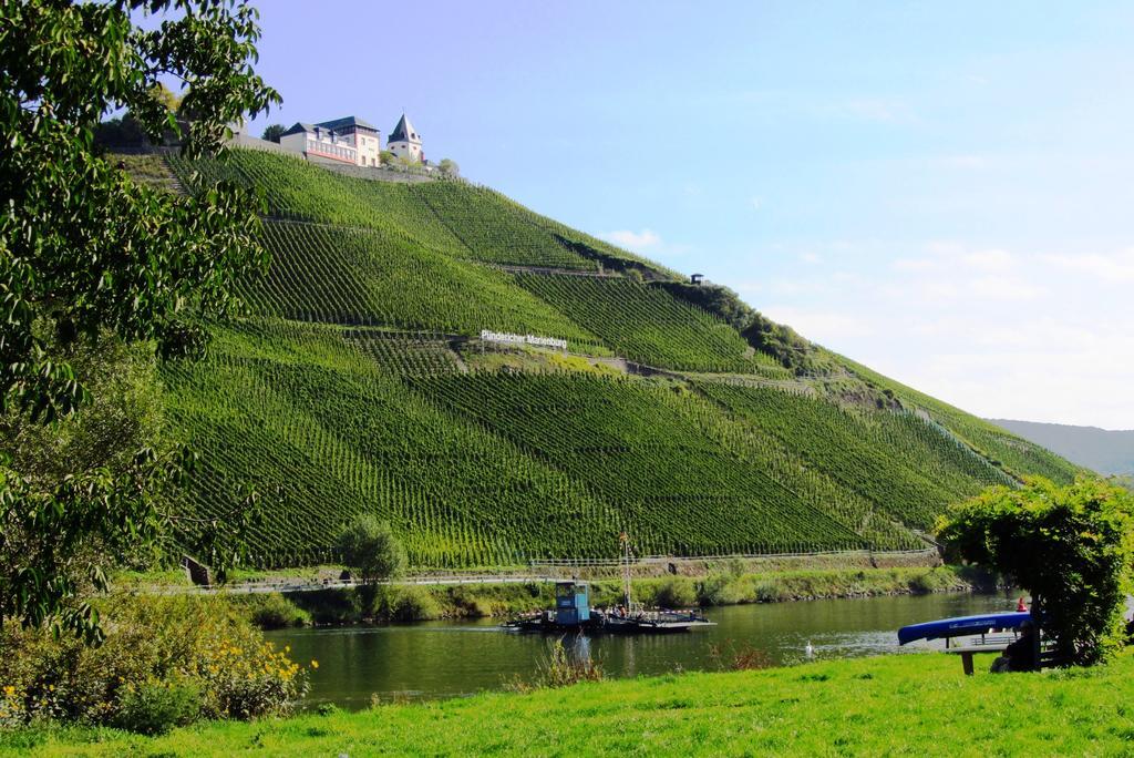 Vias Ferienwohnungen Punderich Exterior photo